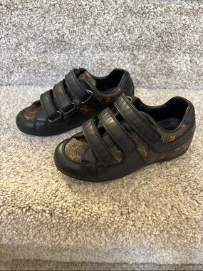 Louis Vuitton Kids Black & Brown Monogram Velcro Sneakers size 24